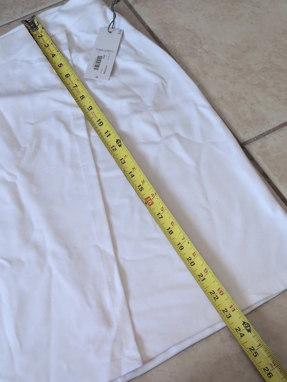 Liz Claiborne White Knit Skirt Size 16 NWT